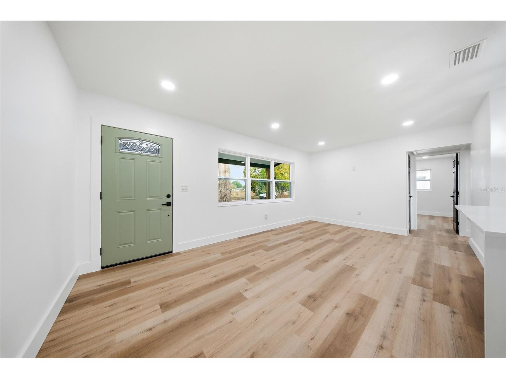 4327 59 Street N Saint Petersburg FL 33709 TB8484941 image10