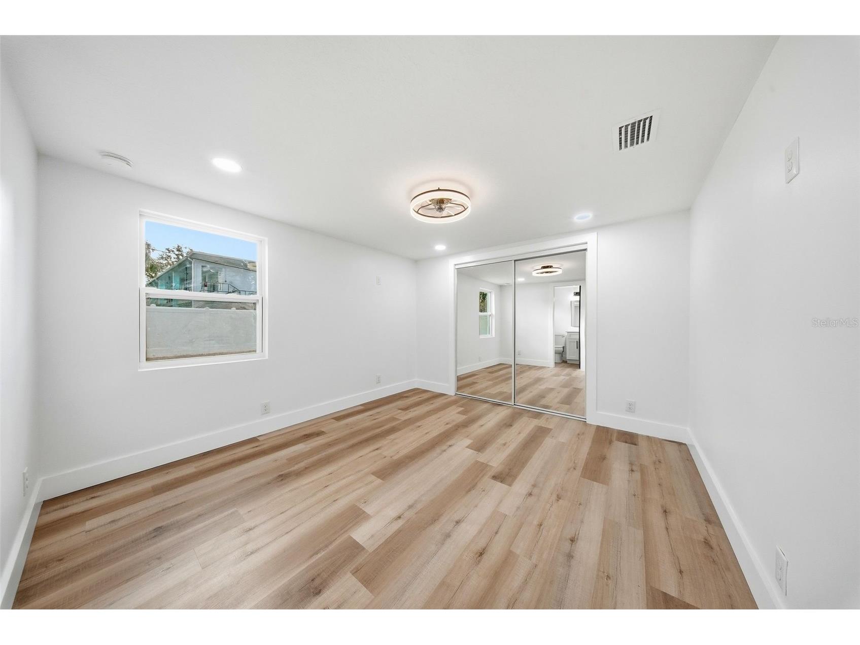 4327 59 Street N Saint Petersburg FL 33709 TB8484941 image17