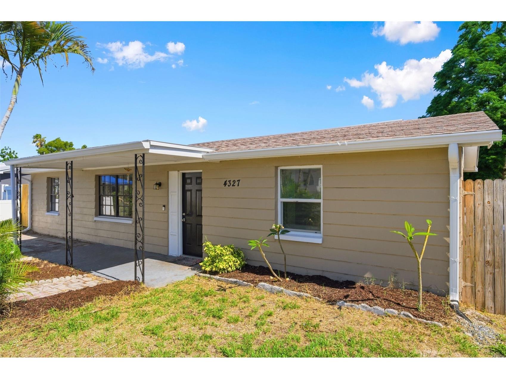 4327 Beacon Square Drive Holiday FL 34691 TB8504670 image5