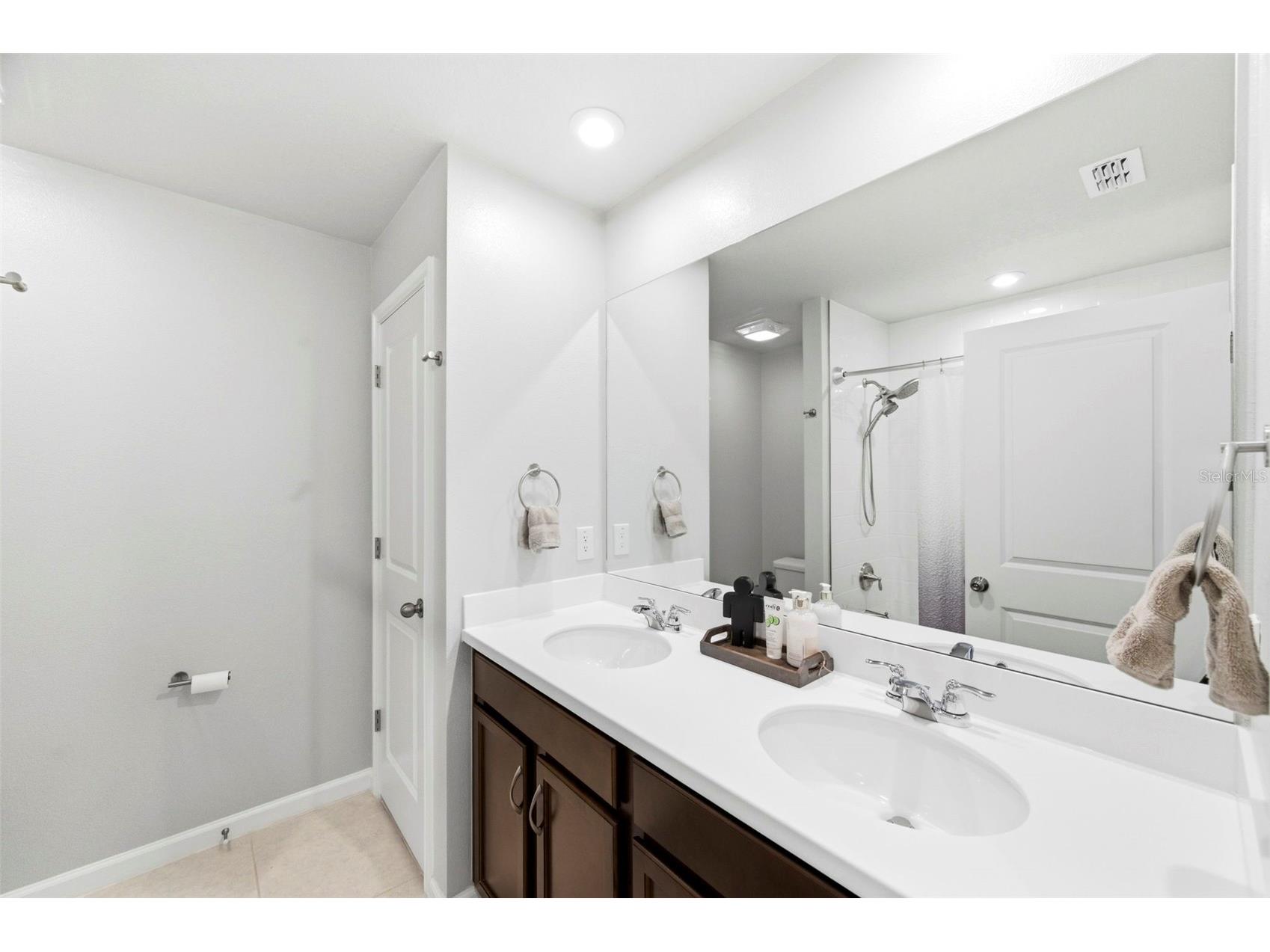 4327 Cloud Hopper Way Lutz FL 33559 TB8495680 image41