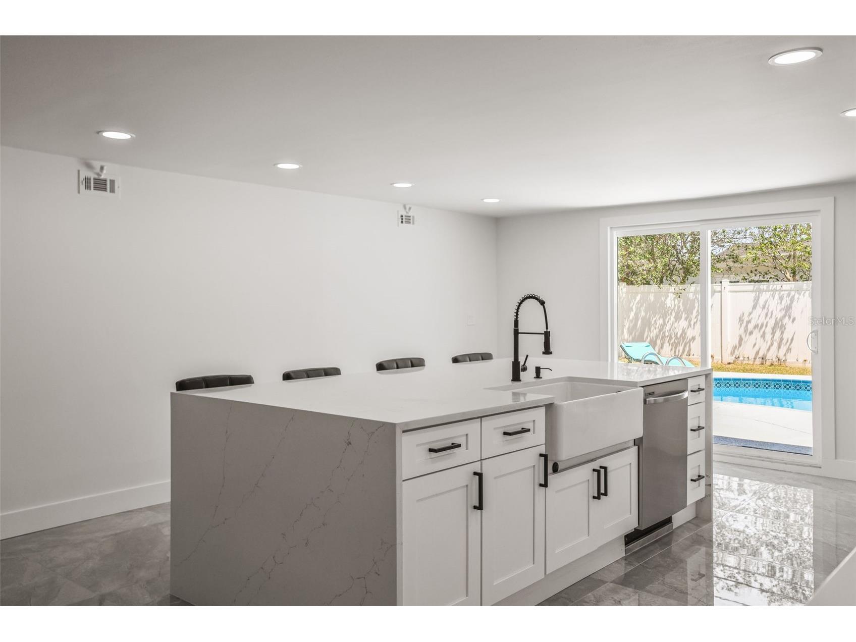 4327 Huntington Street NE Saint Petersburg FL 33703 TB8503059 image20