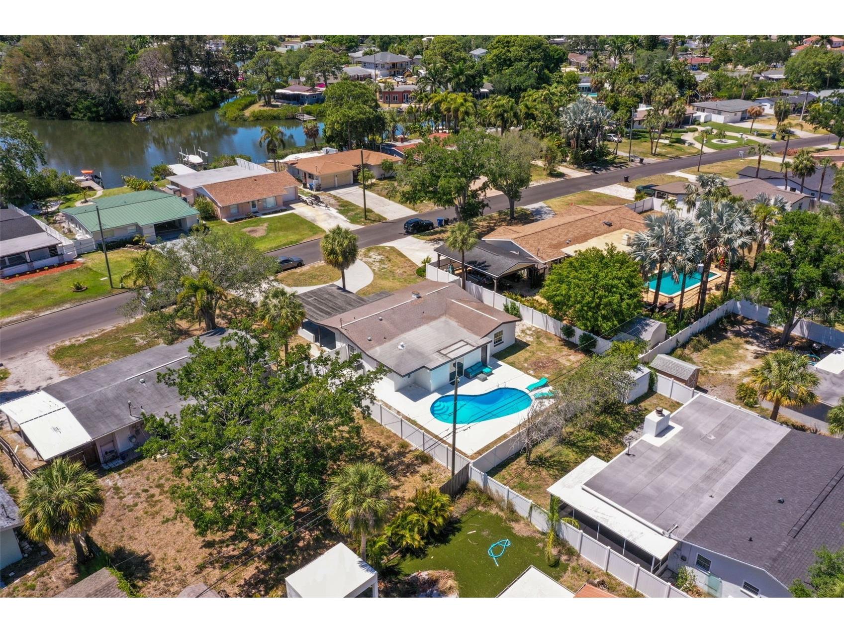 4327 Huntington Street NE Saint Petersburg FL 33703 TB8503059 image44