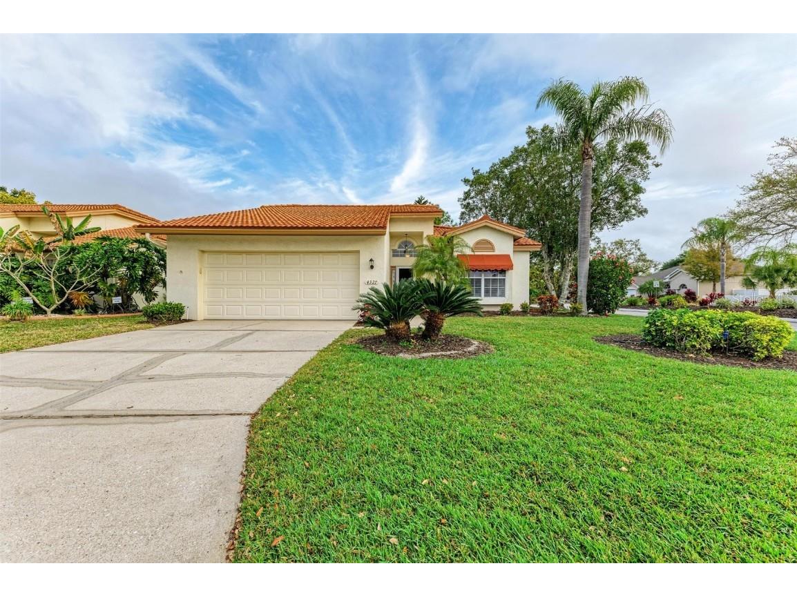 4327 Murfield Drive E Bradenton FL 34203 A4601934 image1