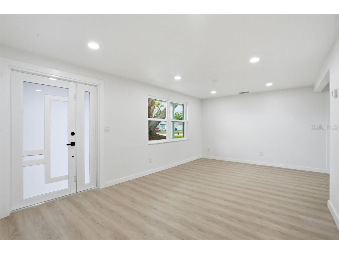 4327 Newgate Avenue Holiday FL 34691 TB8457602 image4