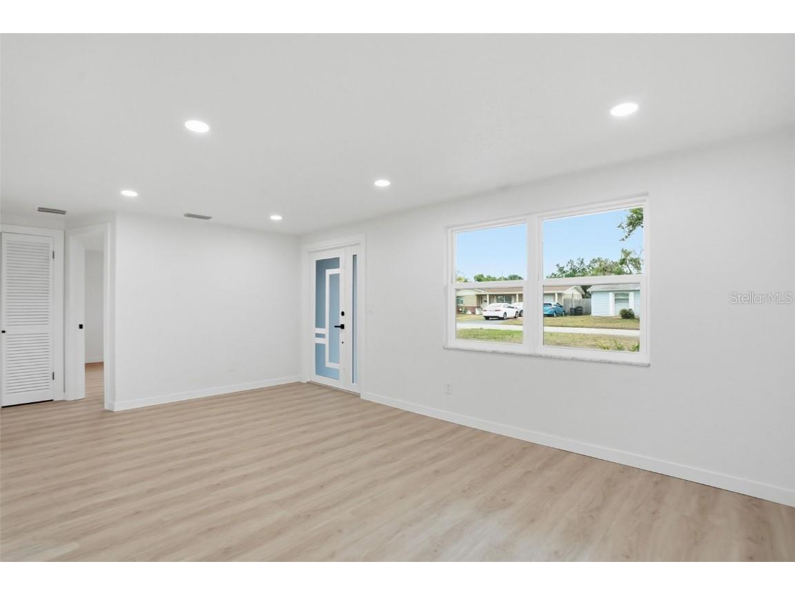 4327 Newgate Avenue Holiday FL 34691 TB8457602 image6