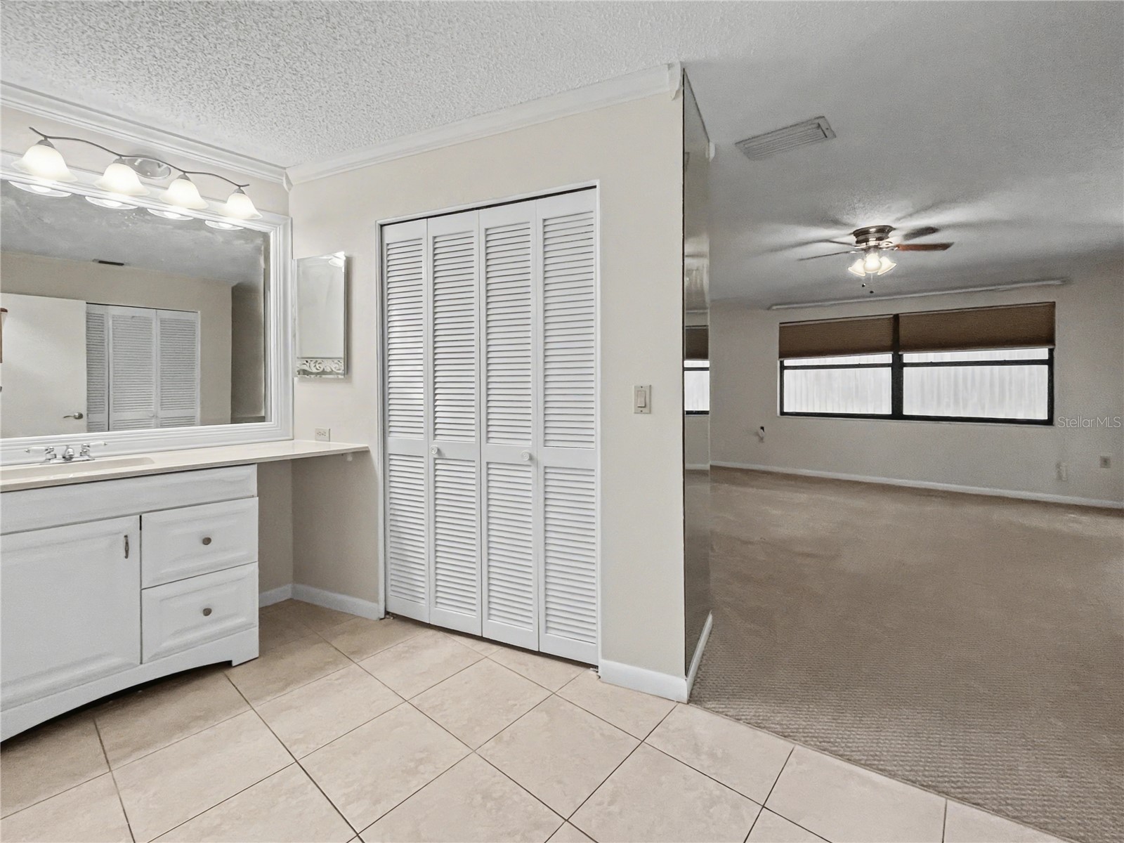 4327 Rum Cay Place #21 Sarasota FL 34233 A4687484 image8