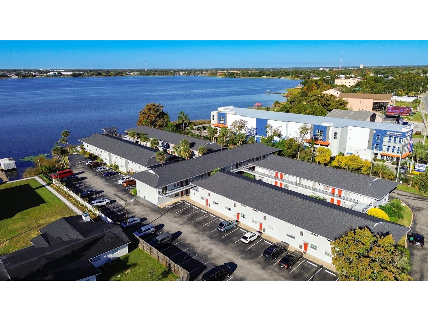 4328 Edgewater Drive #E103 Orlando FL 32804 - LAKE FAIRVIEW O6360395 image1