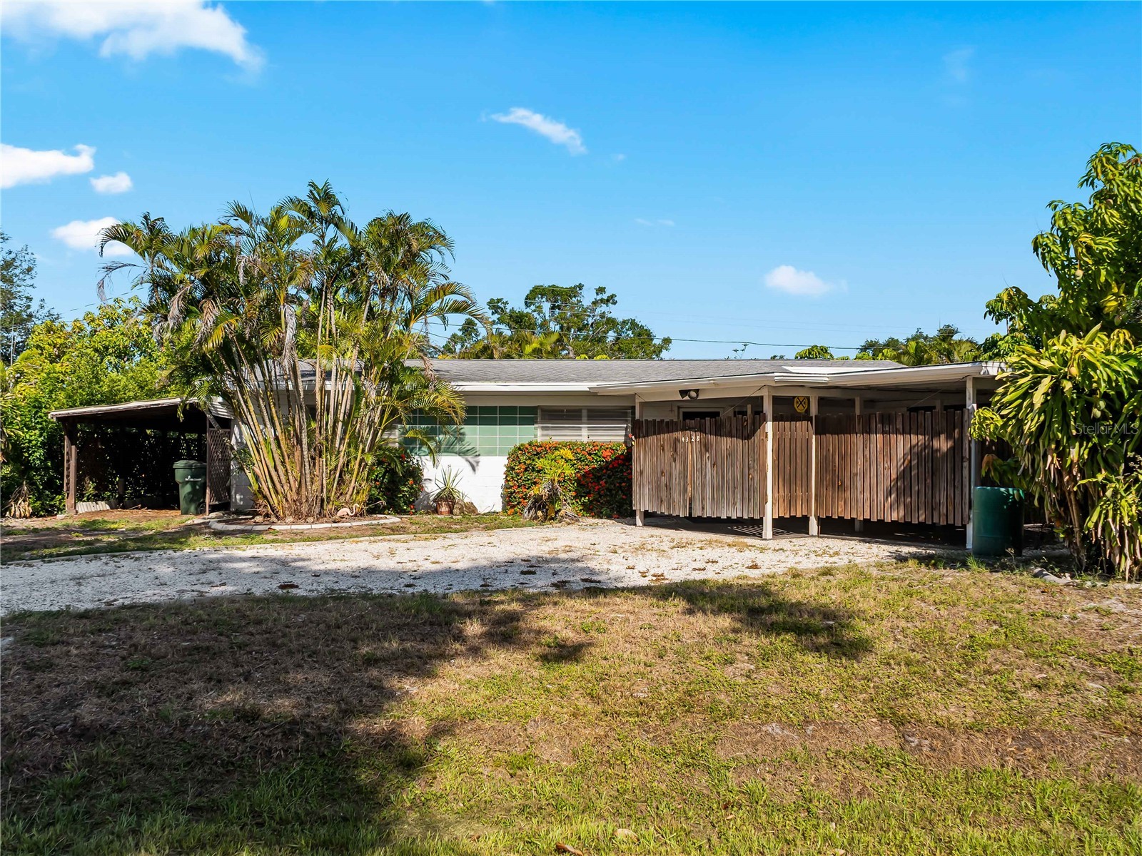 4328 Groveland Avenue Sarasota FL 34231 A4698784 image1