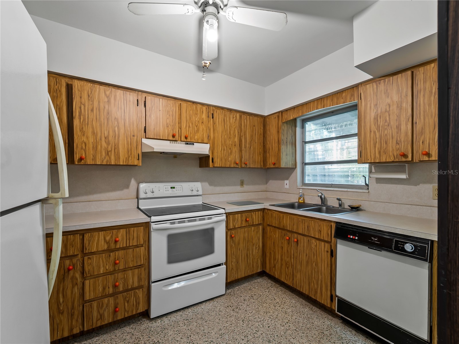 4328 Groveland Avenue Sarasota FL 34231 A4698784 image18