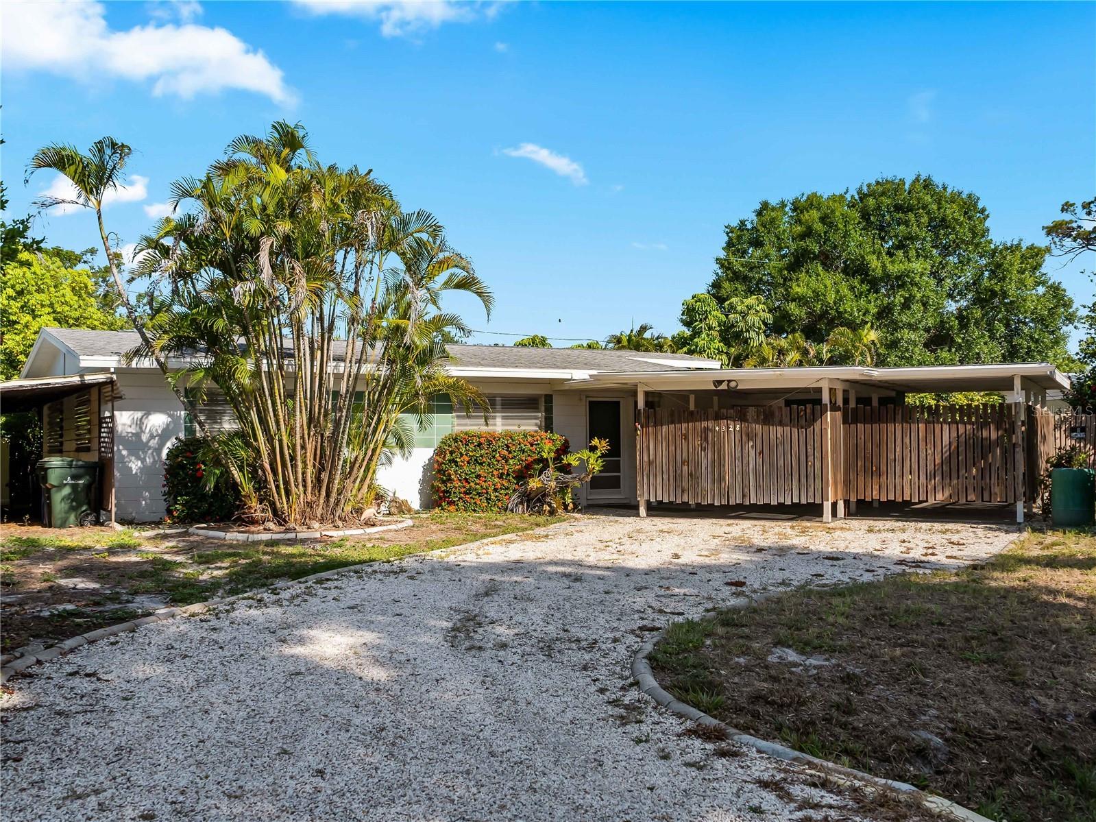 4328 Groveland Avenue Sarasota FL 34231 A4698784 image2