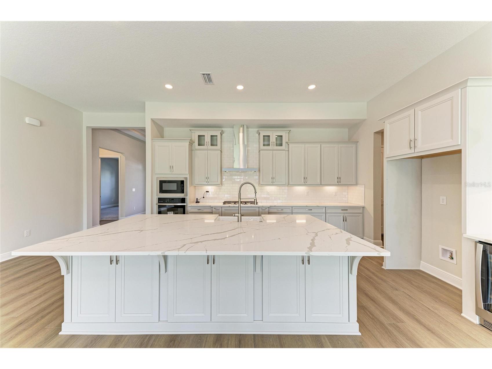 4328 Springhouse Circle Lakewood Ranch FL 34211 TB8469144 image12