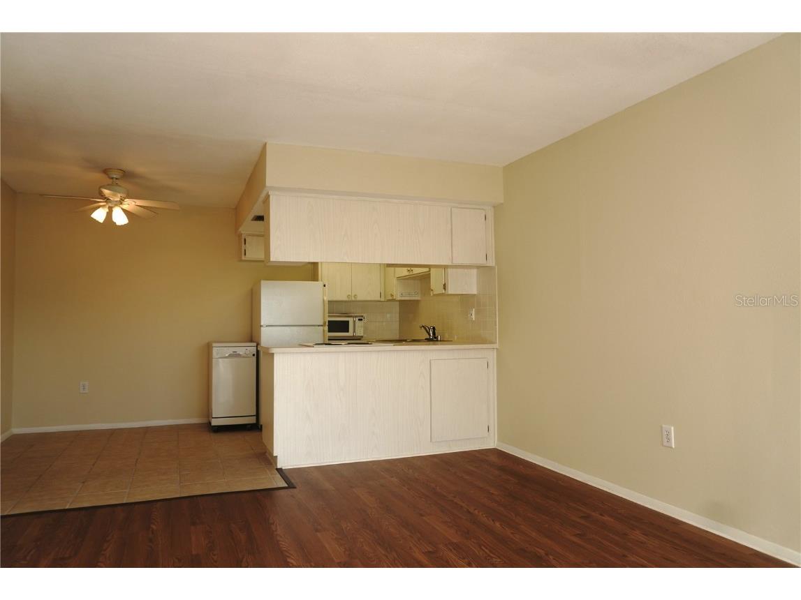 4329 Tahitian Gardens Circle #B Holiday FL 34691 TB8404132 image7