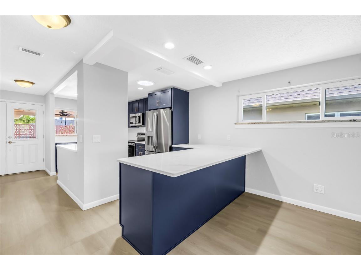 433 Boca Ciega Point Boulevard S #1012 Saint Petersburg FL 33708 TB8435635 image18