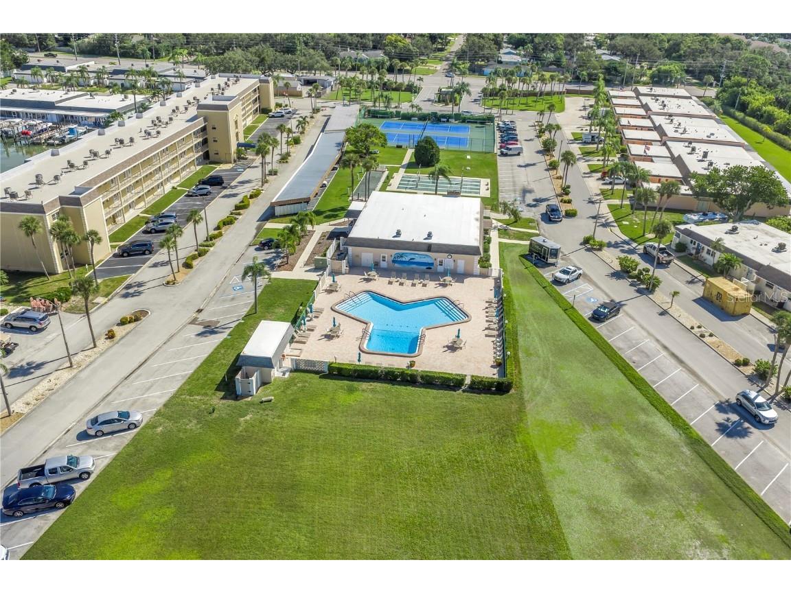 433 Boca Ciega Point Boulevard S #1012 Saint Petersburg FL 33708 TB8435635 image64
