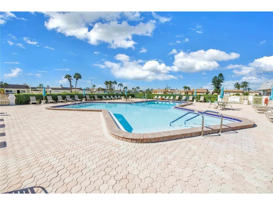 433 Boca Ciega Point Boulevard S #1012 Saint Petersburg FL 33708 TB8435635 image69
