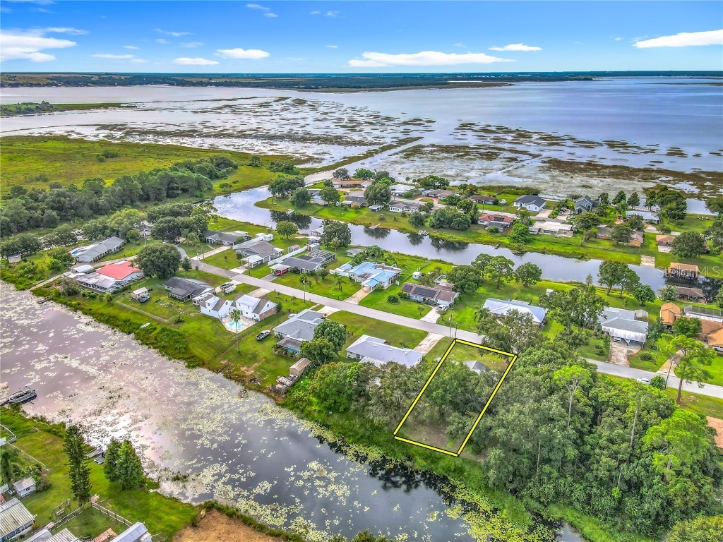 433 Canal Drive Lake Wales FL 33859 - Crooked Lake P4936375 image1