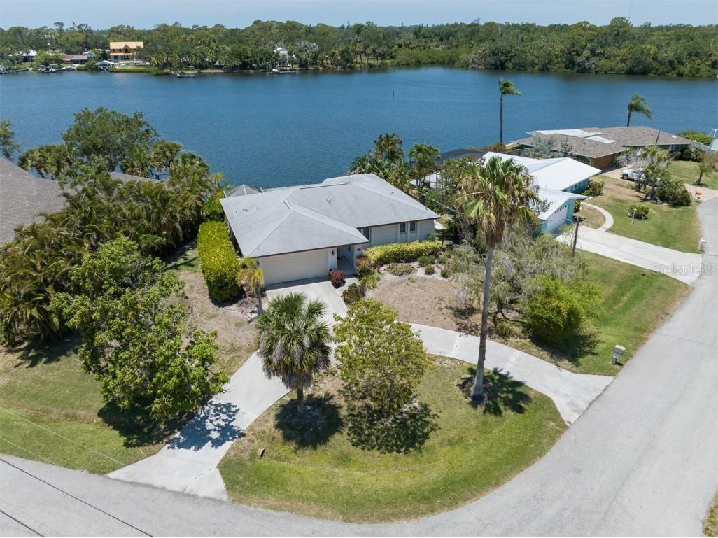 433 Ceil Court Nokomis FL 34275 - DONA BAY N6126999 image1
