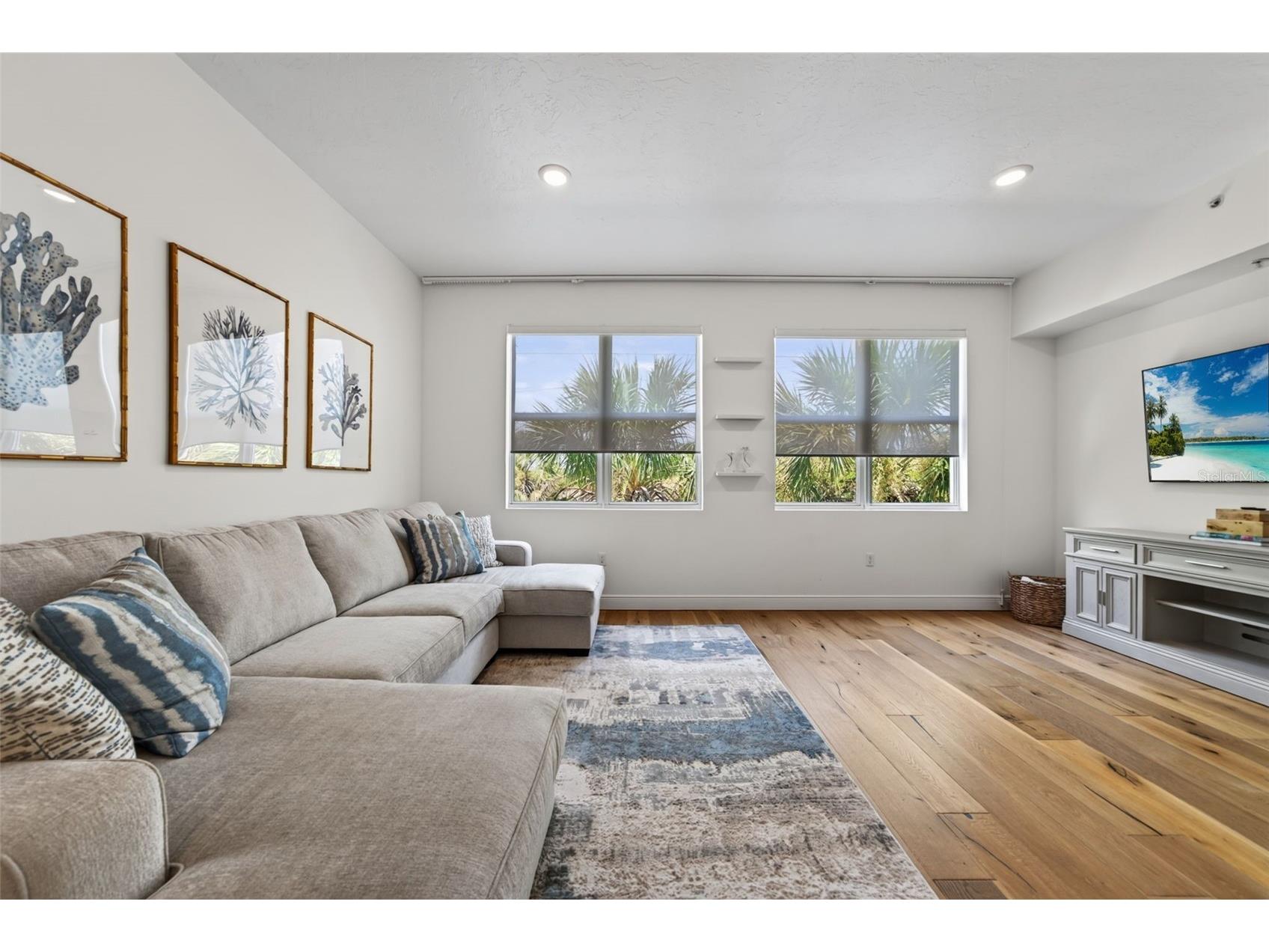 433 Central Avenue Sarasota FL 34236 A4700912 image12