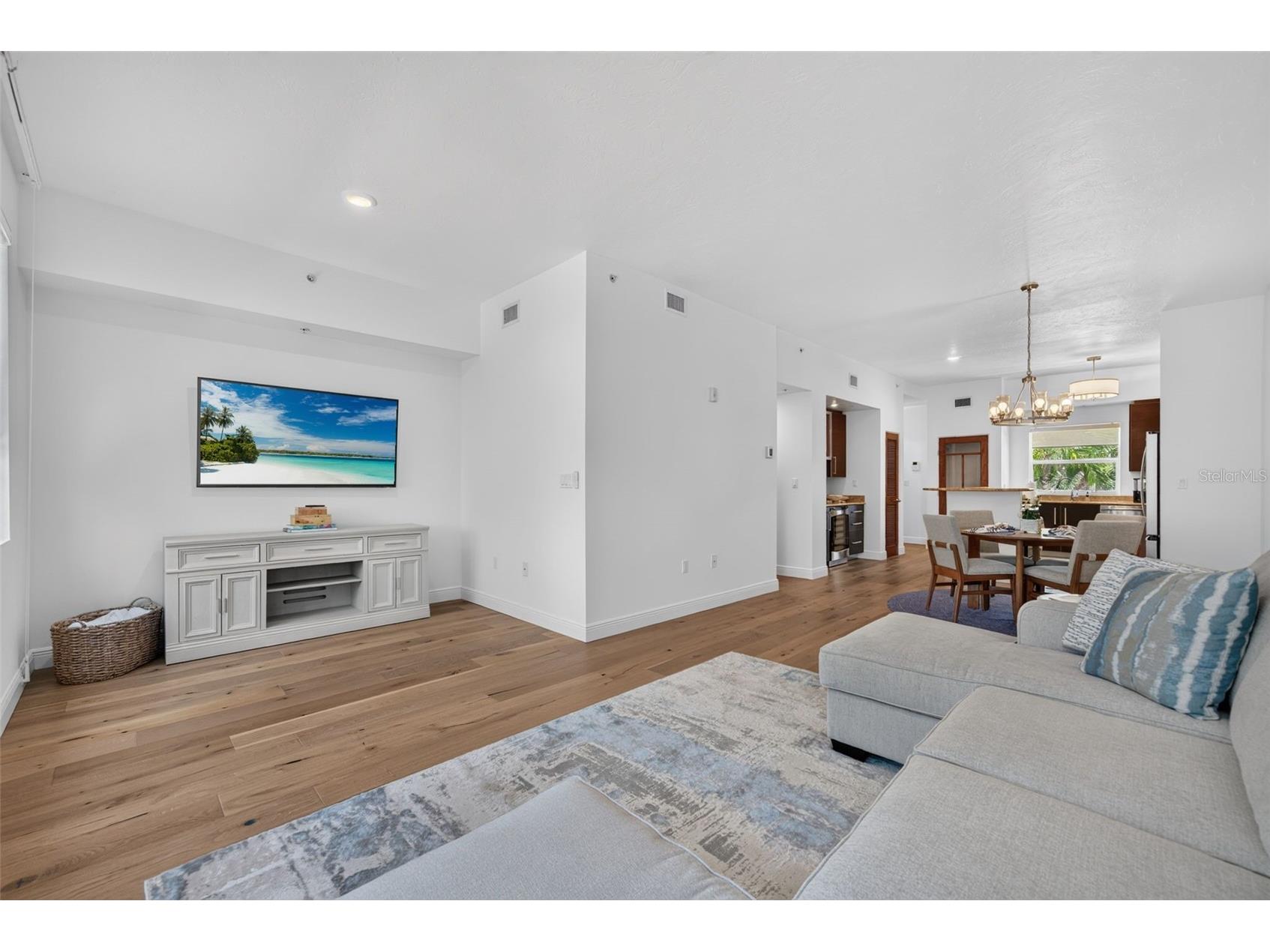 433 Central Avenue Sarasota FL 34236 A4700912 image13
