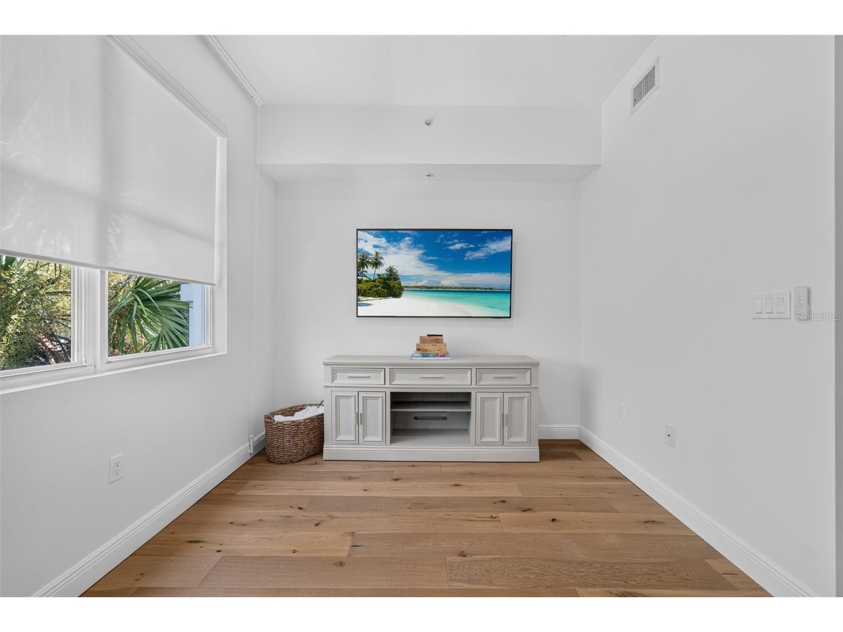 433 Central Avenue Sarasota FL 34236 A4700912 image15