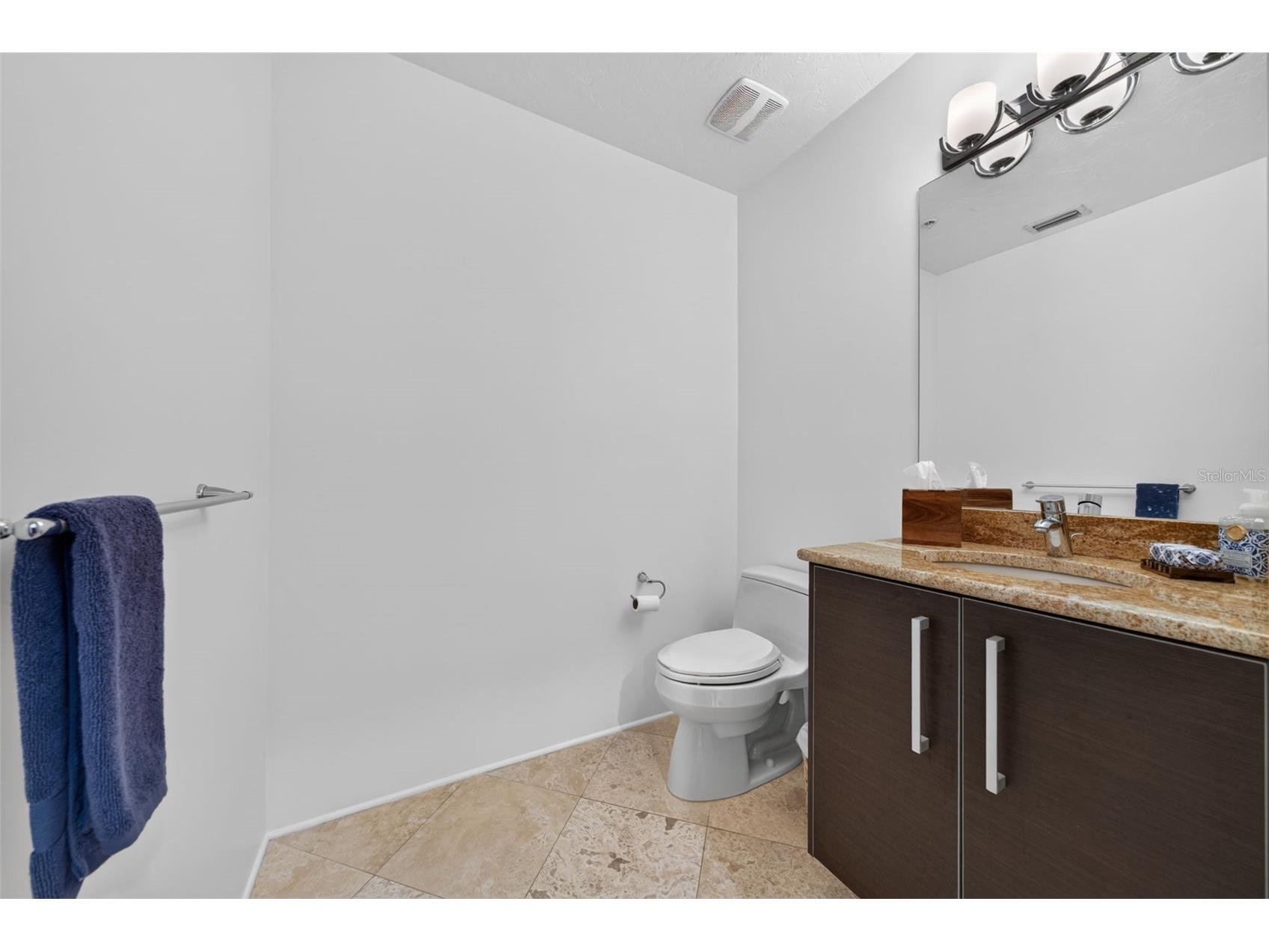 433 Central Avenue Sarasota FL 34236 A4700912 image16