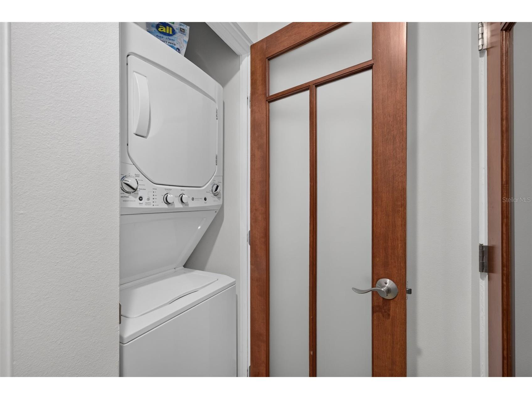 433 Central Avenue Sarasota FL 34236 A4700912 image18
