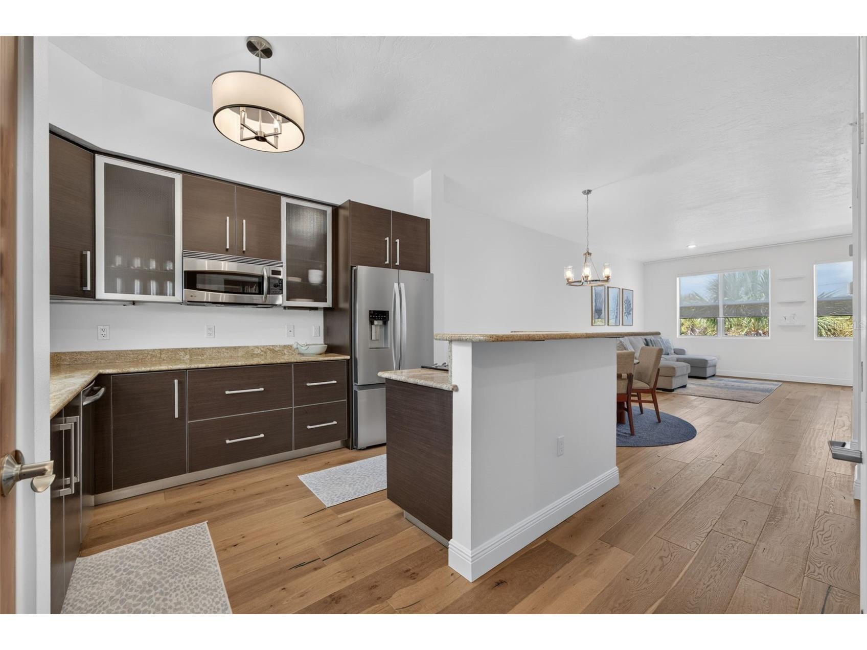 433 Central Avenue Sarasota FL 34236 A4700912 image5
