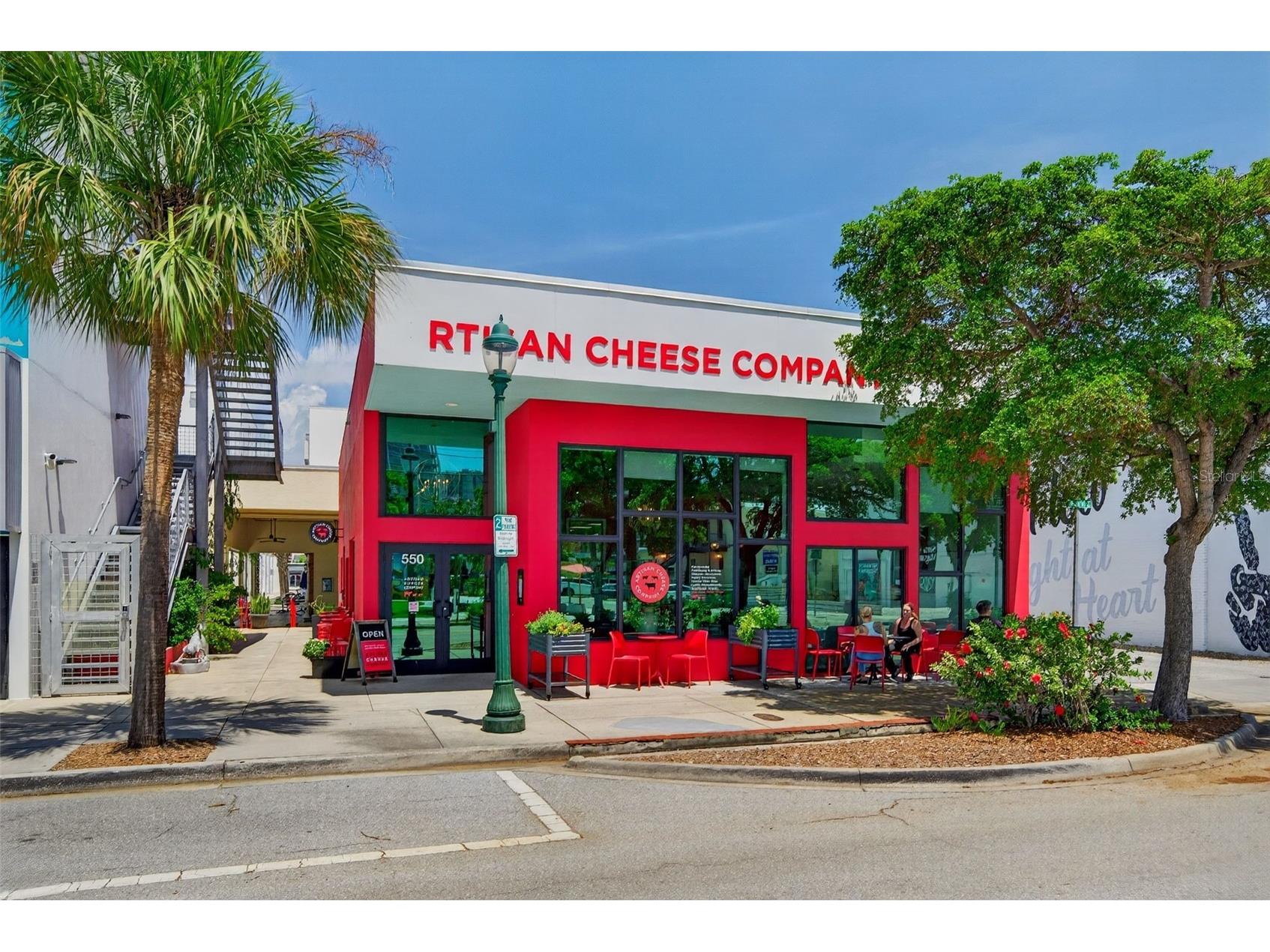 433 Central Avenue Sarasota FL 34236 A4700912 image50