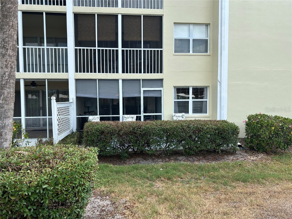 433 Cerromar Lane #331 Venice FL 34293 A4651940 image2