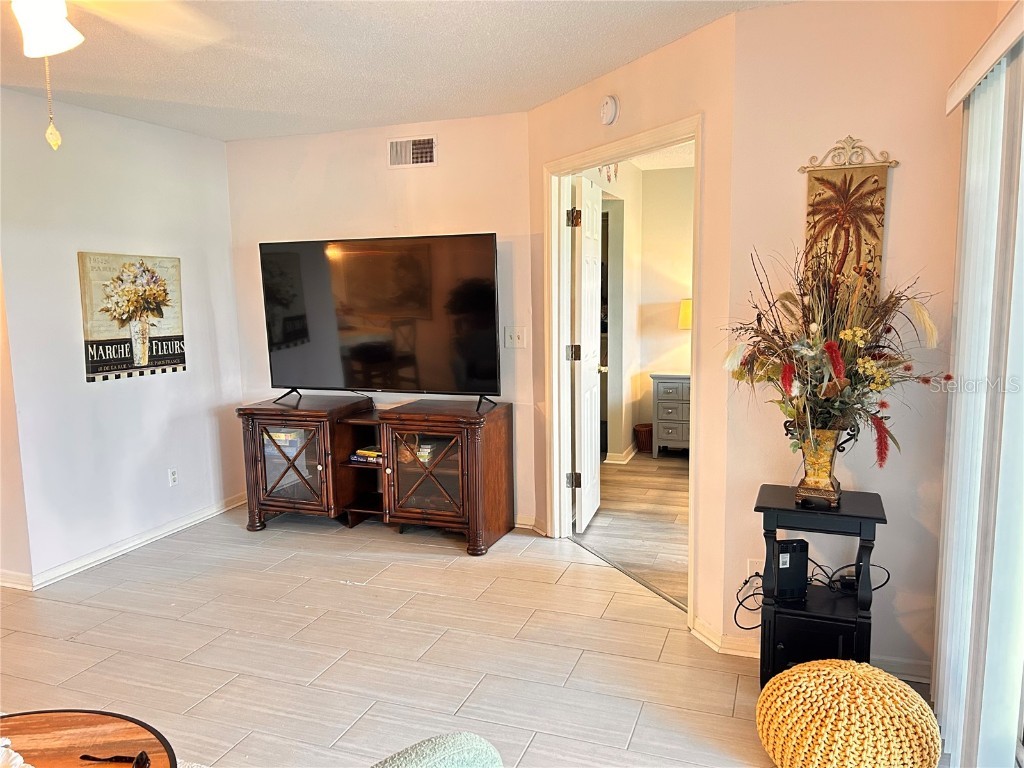 433 Cerromar Lane #331 Venice FL 34293 A4652001 image26