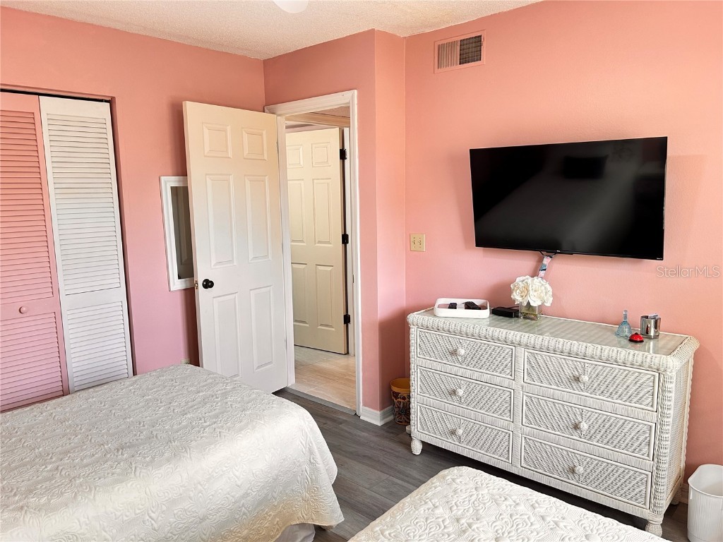 433 Cerromar Lane #331 Venice FL 34293 A4652001 image39