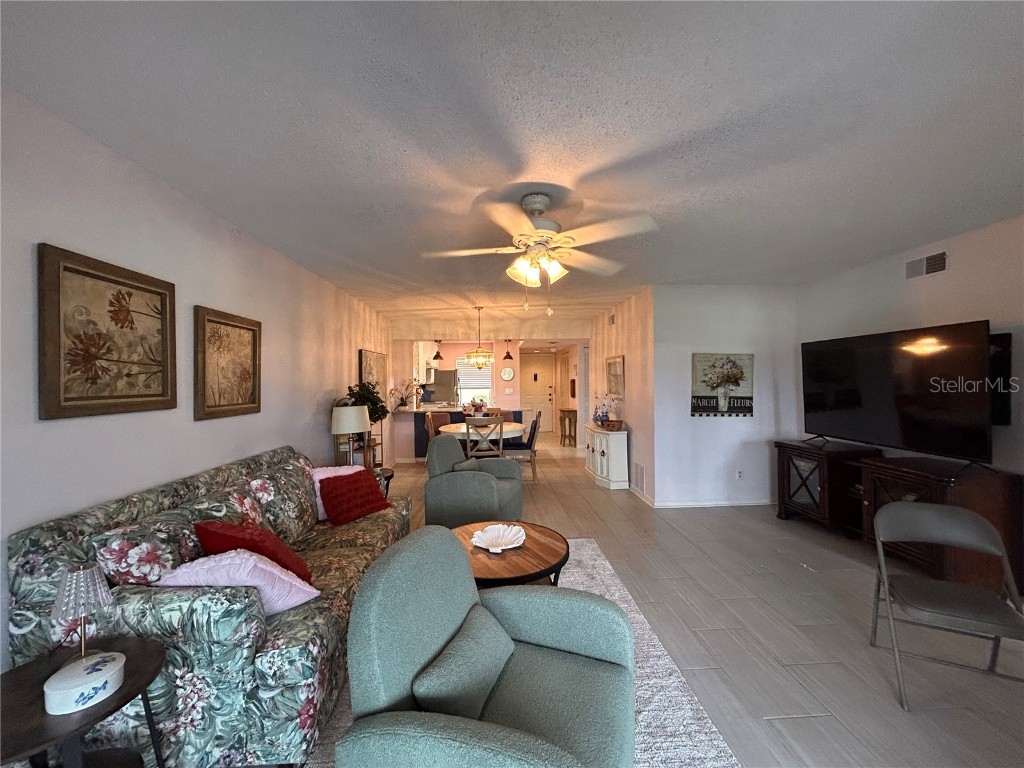 433 Cerromar Lane #331 Venice FL 34293 A4652001 image4