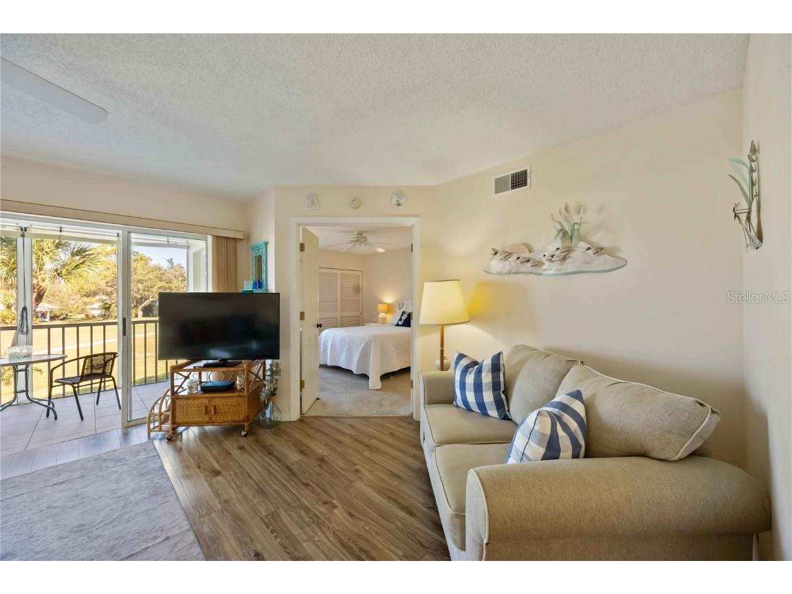 433 Cerromar Lane #440 Venice FL 34293 A4675462 image10