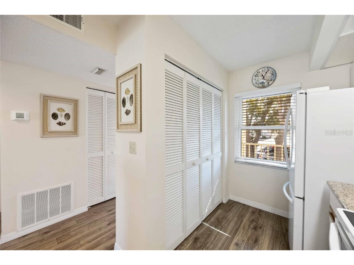 433 Cerromar Lane #440 Venice FL 34293 A4675462 image16