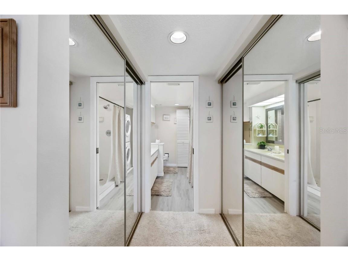 433 Cerromar Lane #440 Venice FL 34293 A4675462 image26