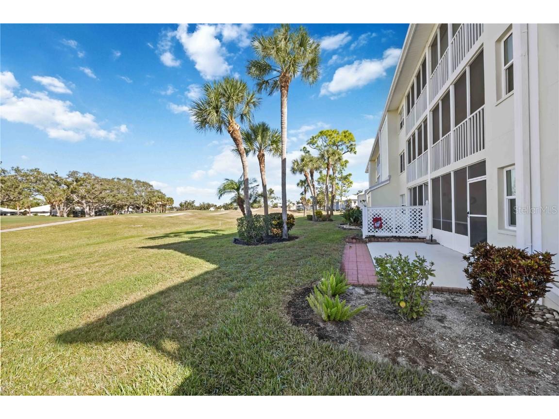 433 Cerromar Lane #440 Venice FL 34293 A4675462 image42