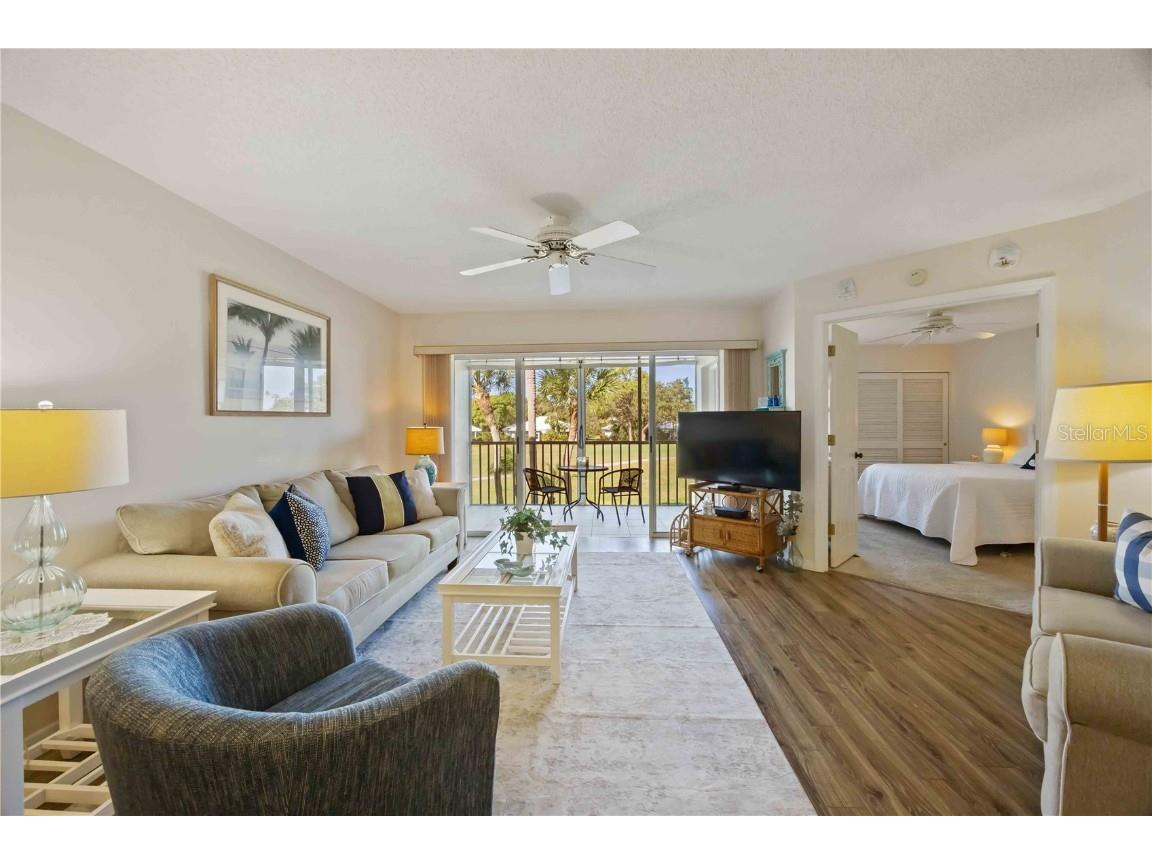 433 Cerromar Lane #440 Venice FL 34293 A4675462 image5