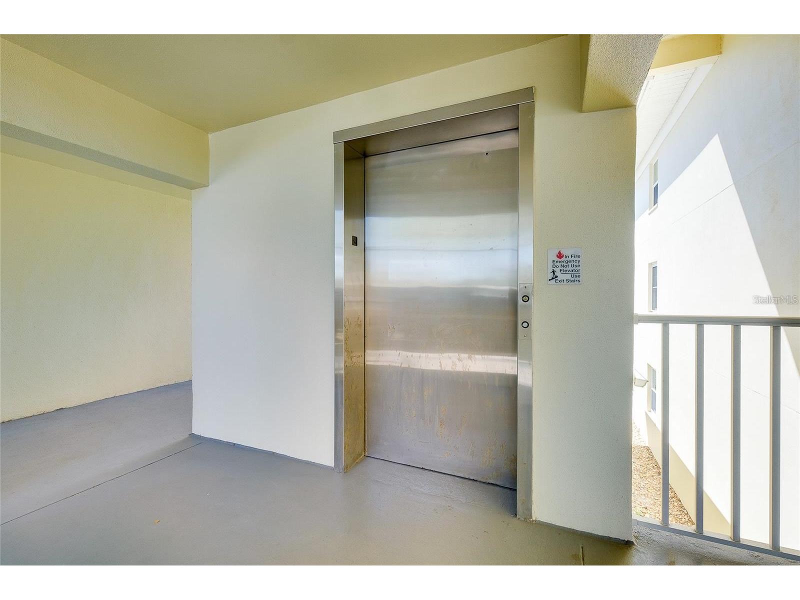 433 Cerromar Lane #440 Venice FL 34293 A4685724 image19