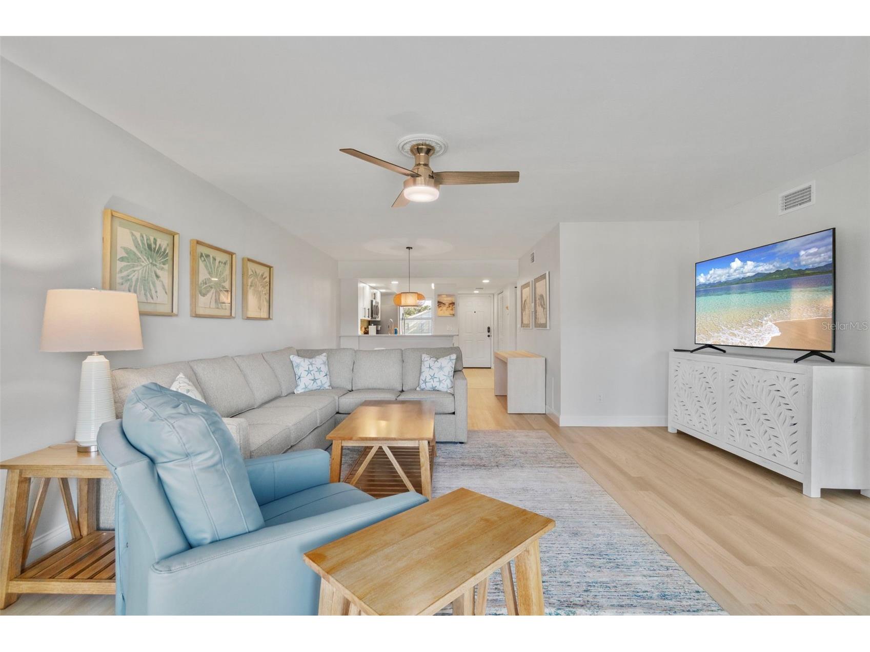 433 Cerromar Lane #441 Venice FL 34293 A4687108 image29