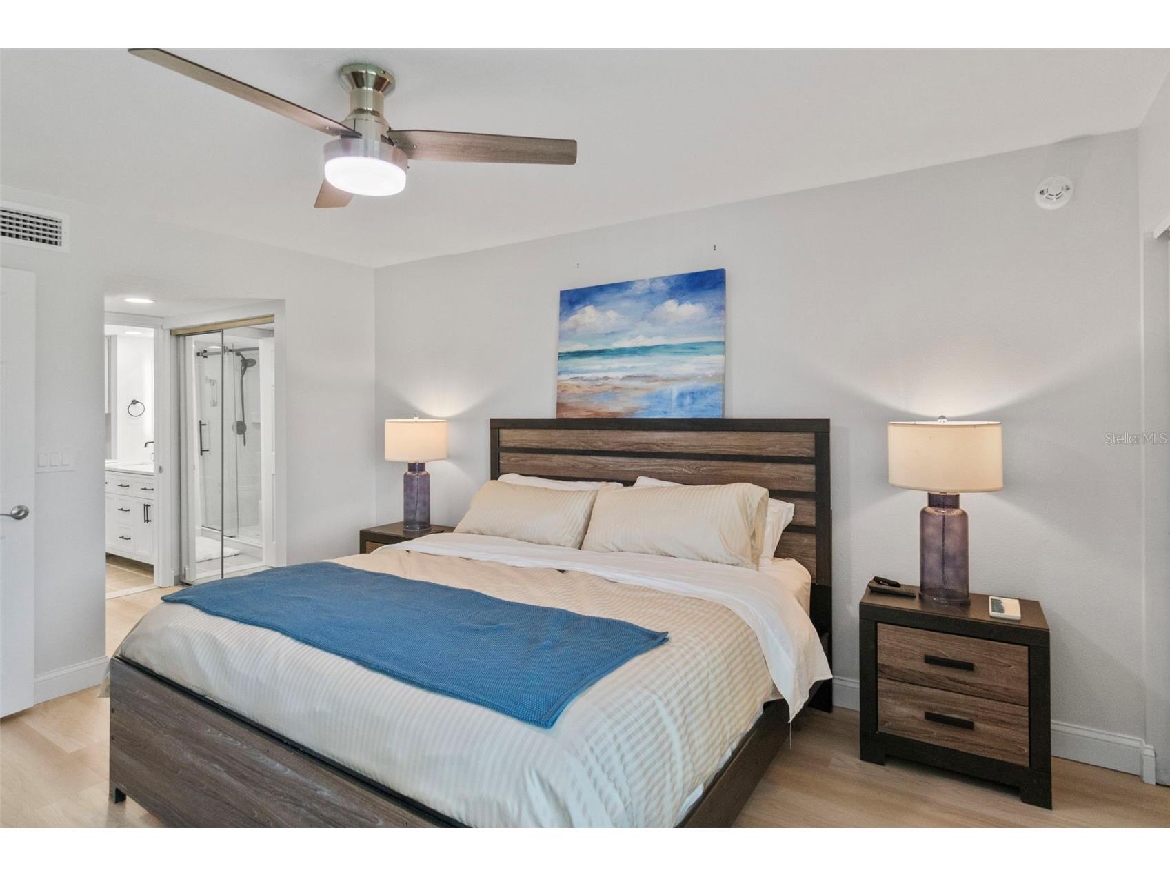 433 Cerromar Lane #441 Venice FL 34293 A4687108 image33