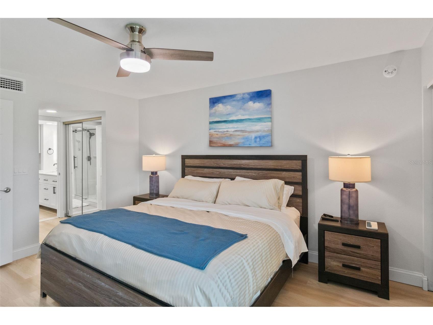 433 Cerromar Lane #441 Venice FL 34293 A4687108 image35