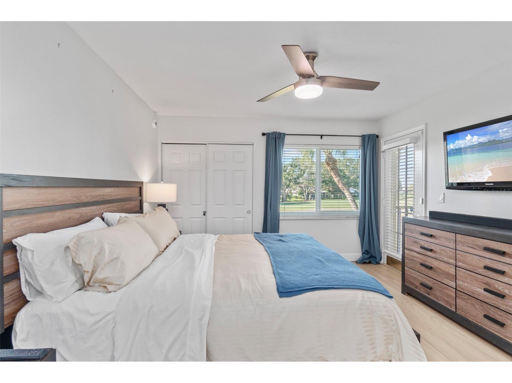 433 Cerromar Lane #441 Venice FL 34293 A4687108 image39