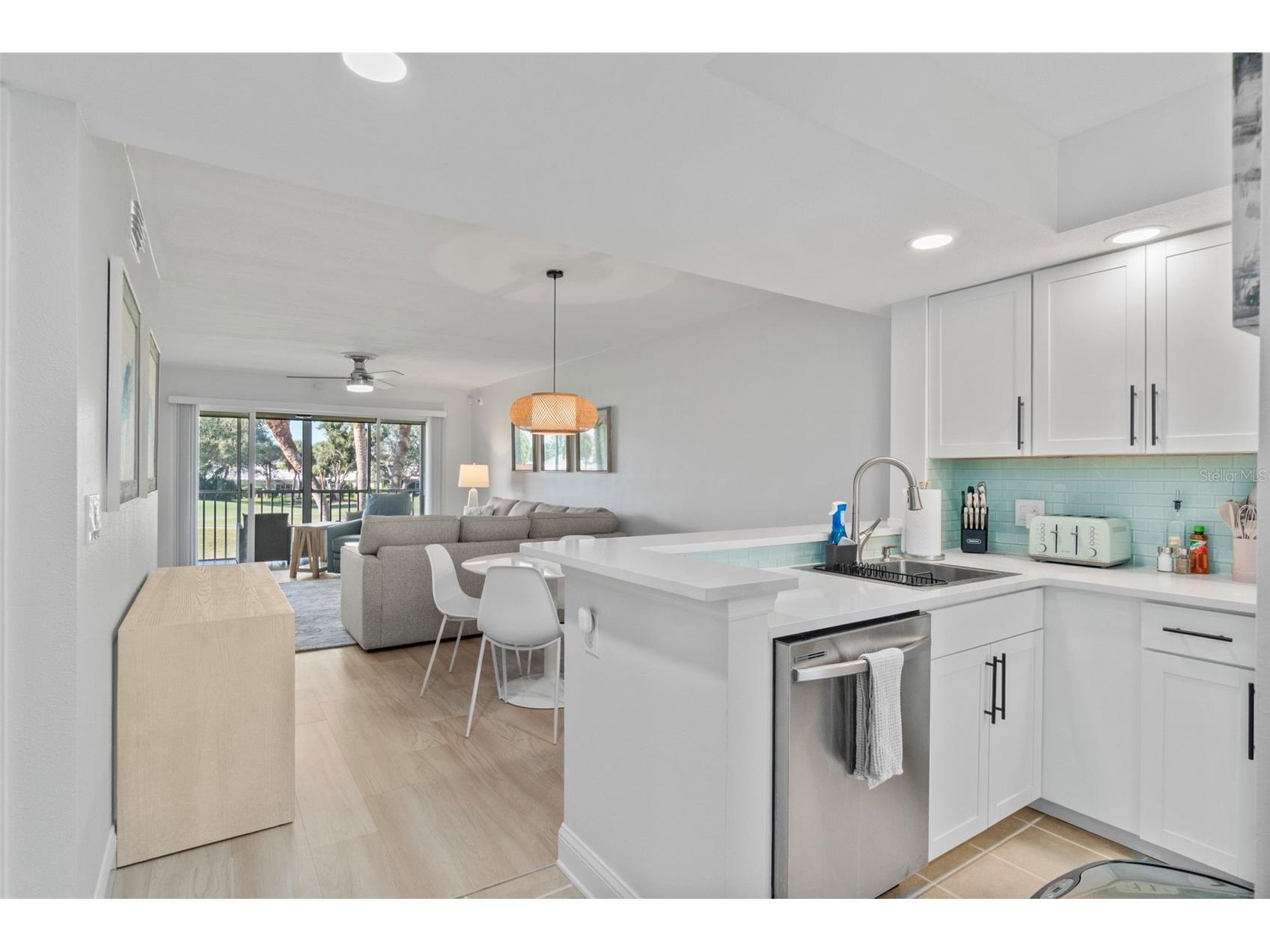 433 Cerromar Lane #441 Venice FL 34293 A4687108 image4