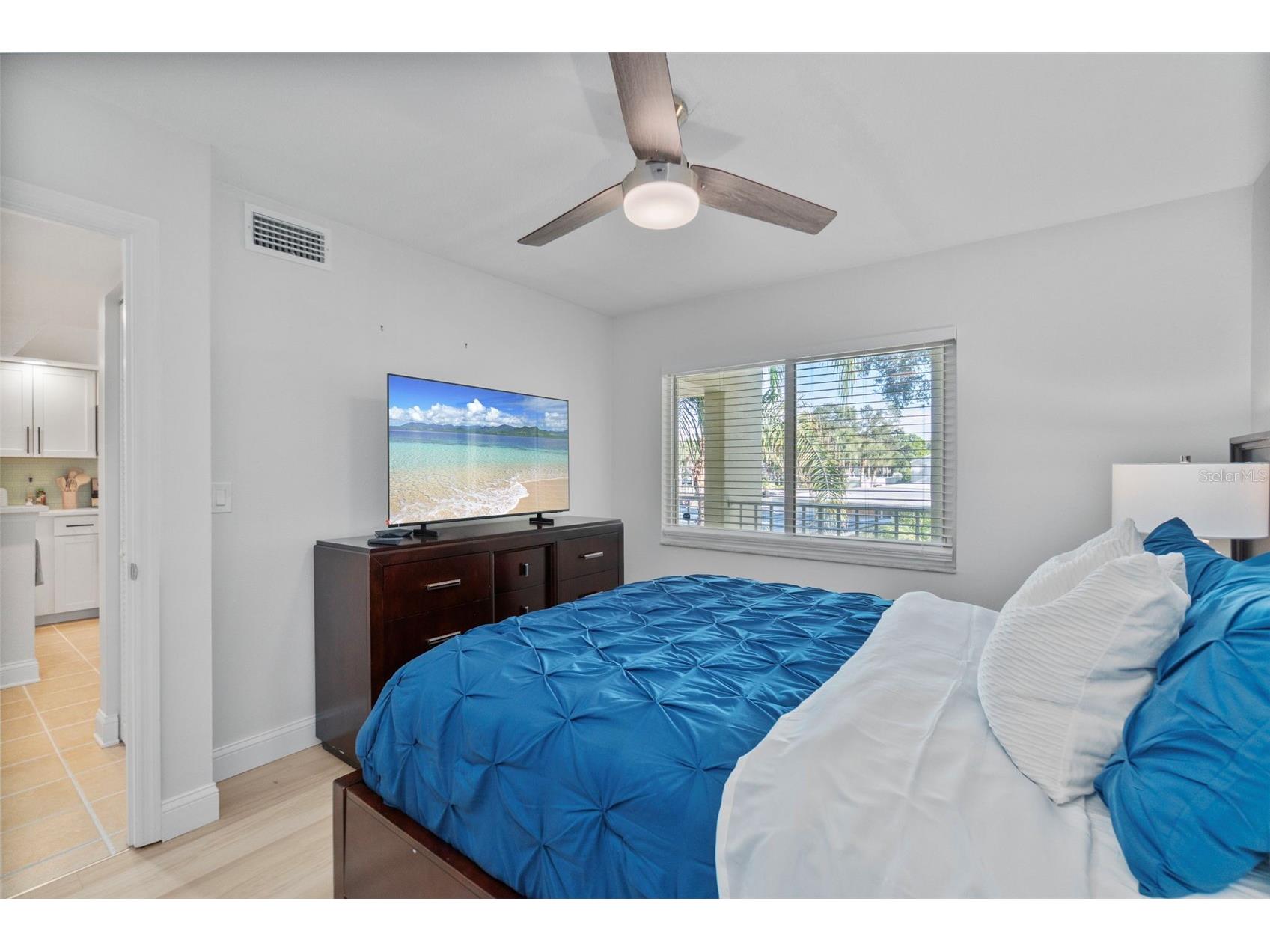 433 Cerromar Lane #441 Venice FL 34293 A4687108 image45