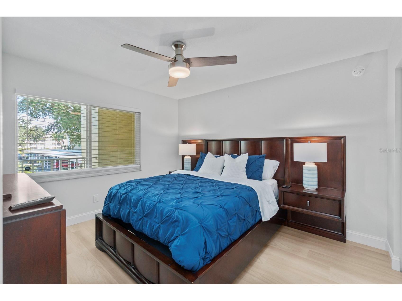 433 Cerromar Lane #441 Venice FL 34293 A4687108 image46