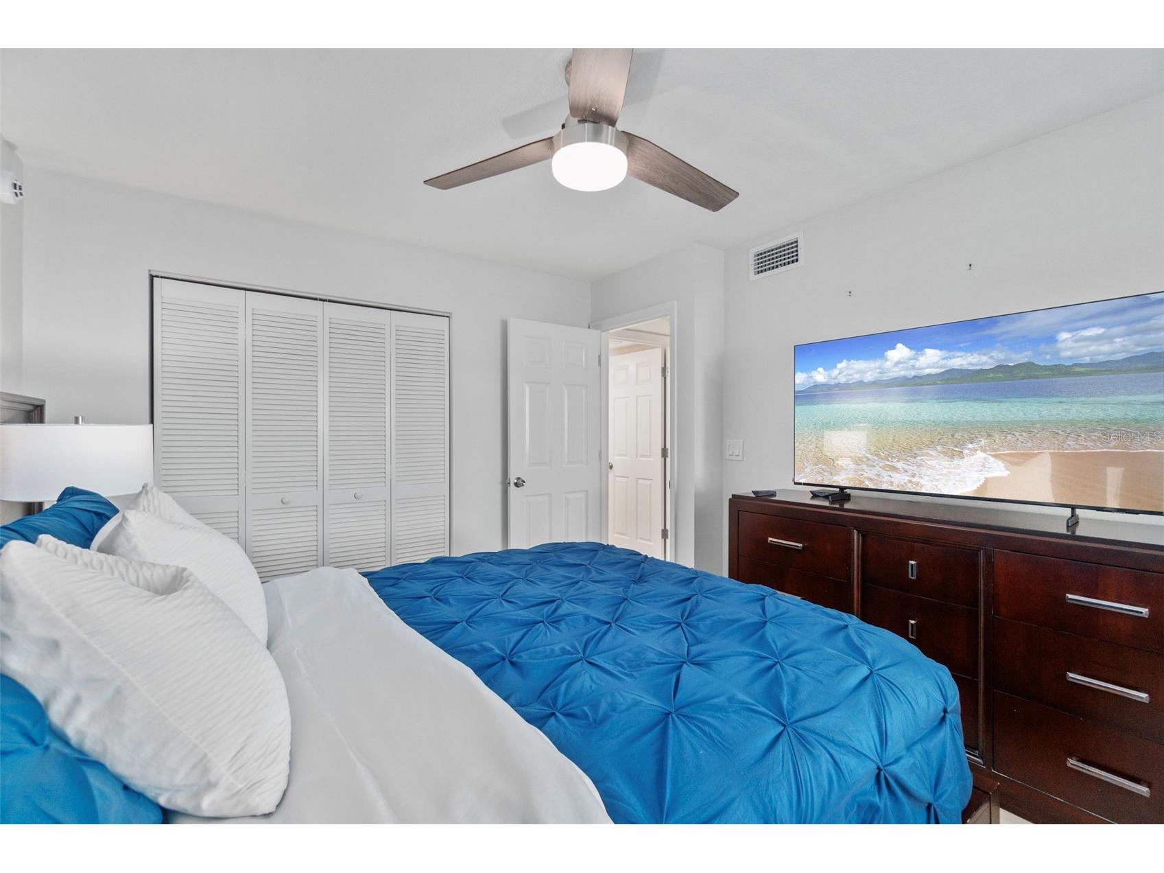 433 Cerromar Lane #441 Venice FL 34293 A4687108 image48