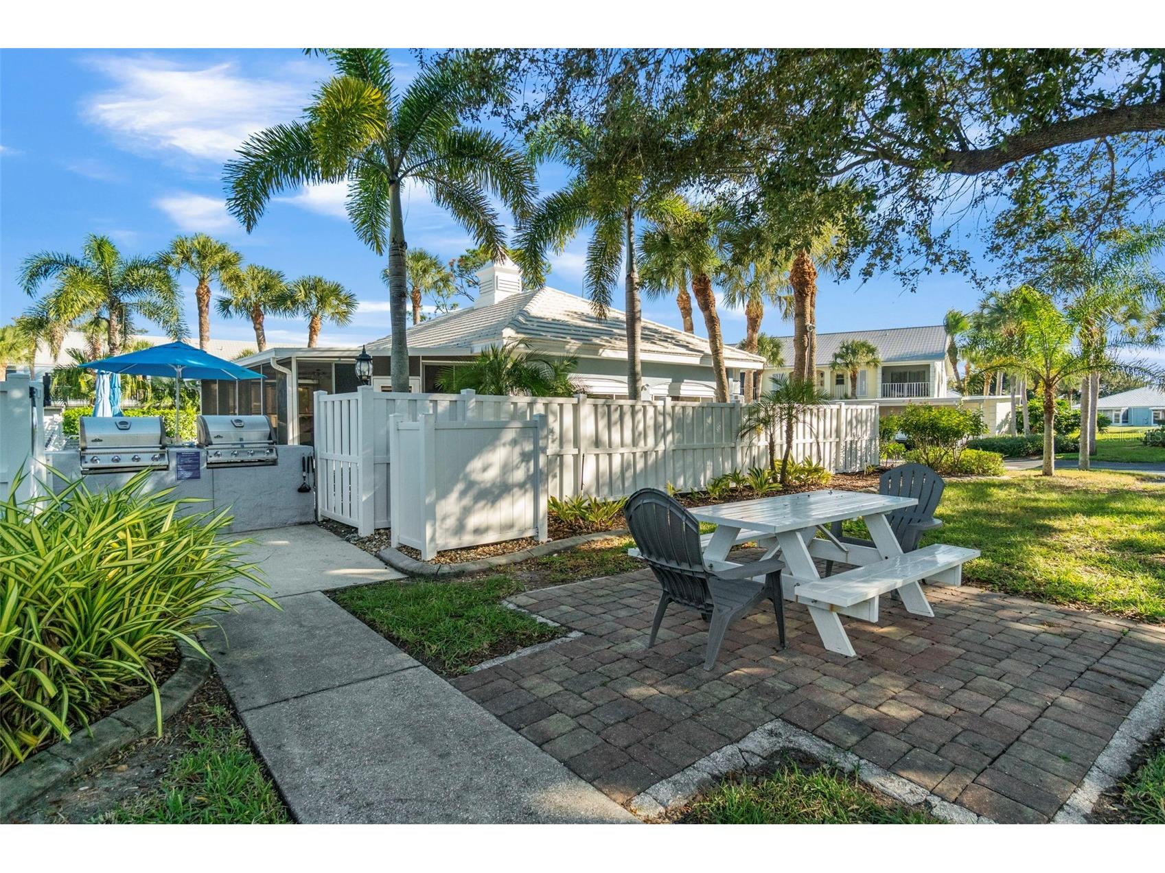 433 Cerromar Lane #441 Venice FL 34293 A4687108 image59