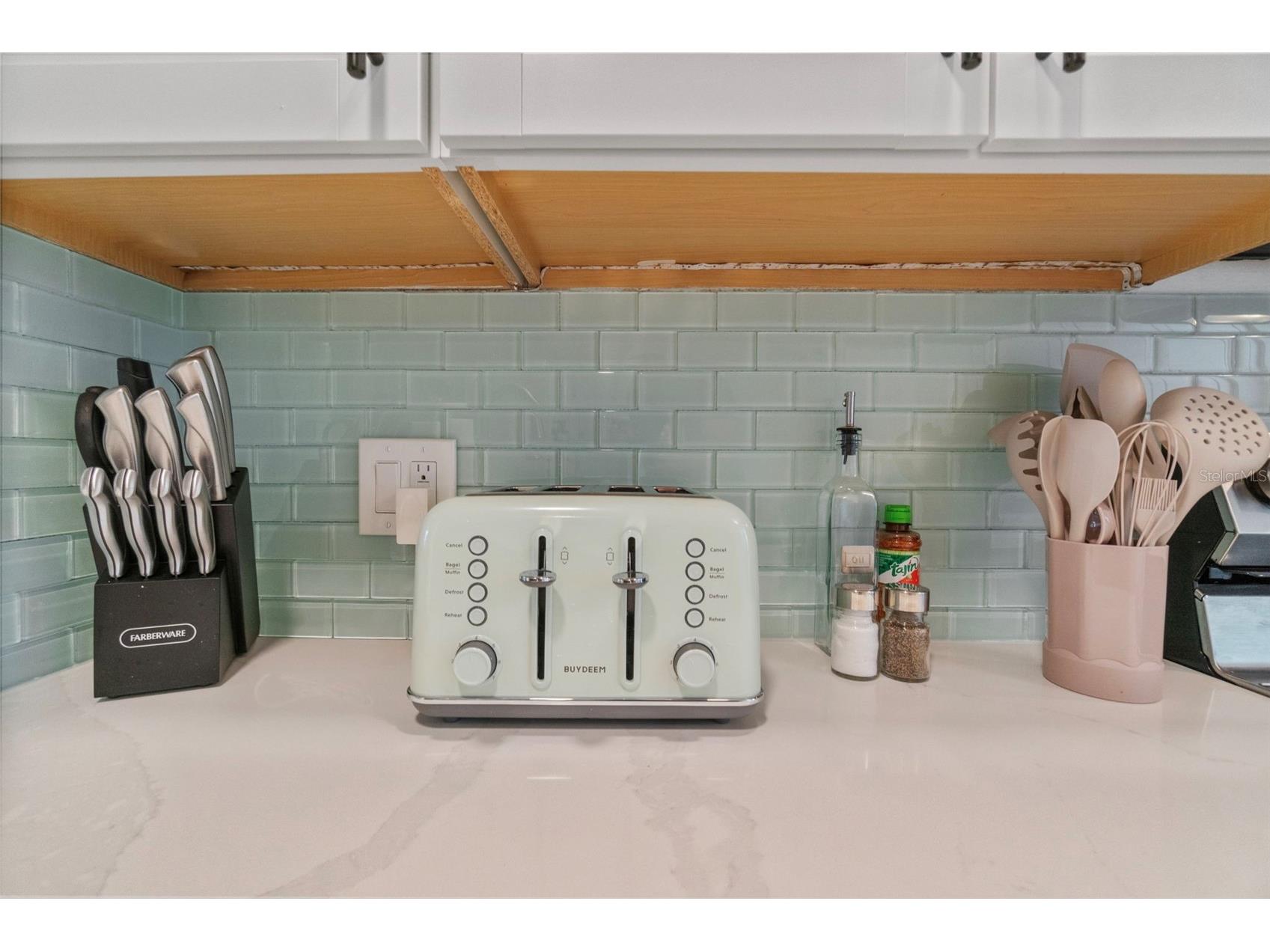 433 Cerromar Lane #441 Venice FL 34293 A4687108 image9