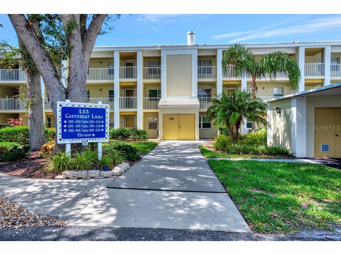 433 Cerromar Lane #441 Venice FL 34293 C7500561 image1