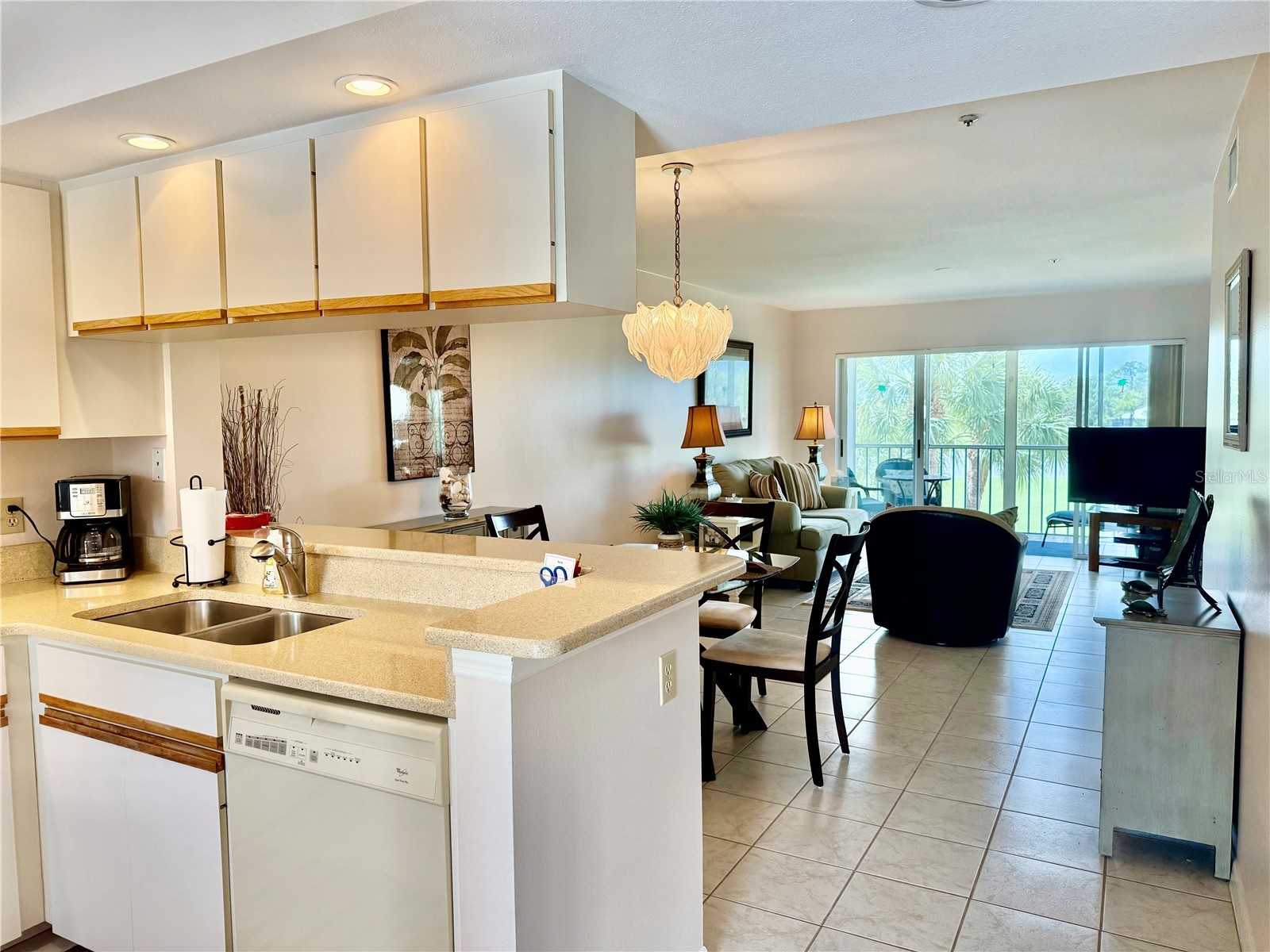 433 Cerromar Lane #534 Venice FL 34293 N6143404 image3